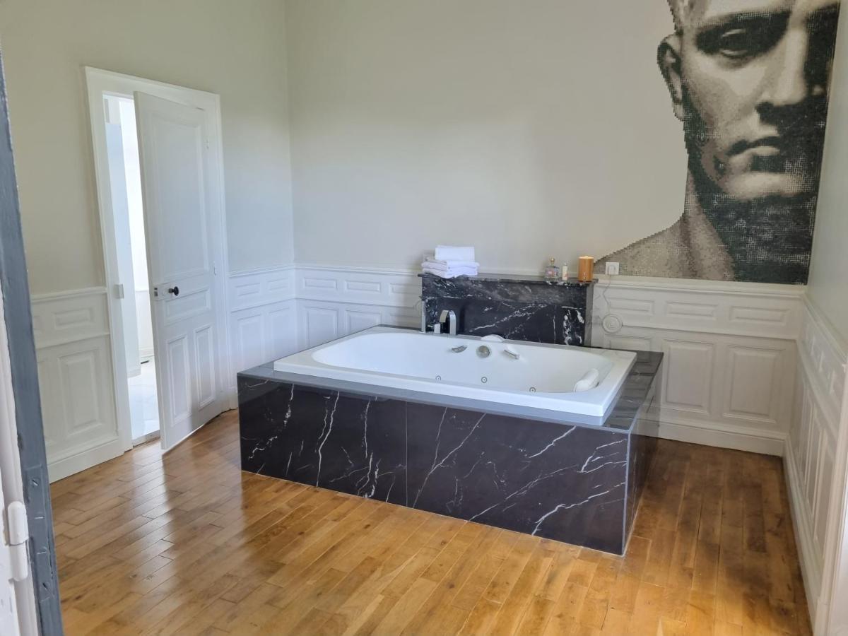 Villa Mura Gite Luxe Avec Piscine Et Spa Campagne Et Grand Air Nouvelle Aquitaine Correze Neuvic  Eksteriør billede