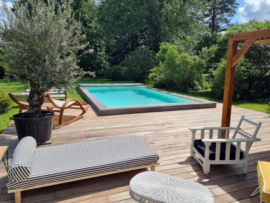 Villa Mura Gite Luxe Avec Piscine Et Spa Campagne Et Grand Air Nouvelle Aquitaine Correze Neuvic  Eksteriør billede